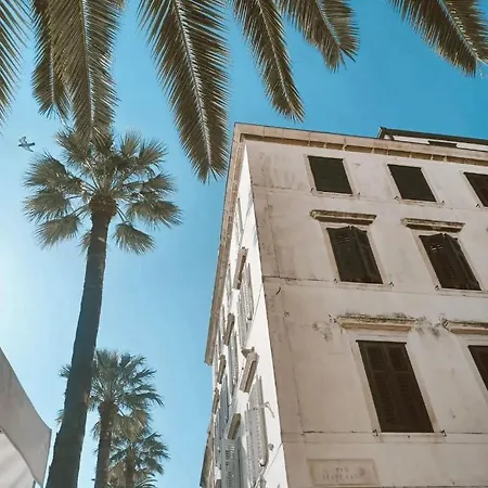 Mirjana Apartamento